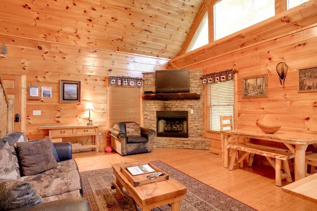 Brave Eagle Cabin セバービル 部屋 写真